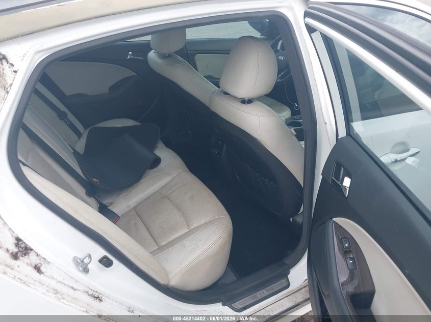 2013 Kia Optima VIN 5XXGR4A62DG233865 IAAI salvage auction — NORMAL WEAR, Clear (Indiana), sold $450 on 2026-07-09 (photo 8)