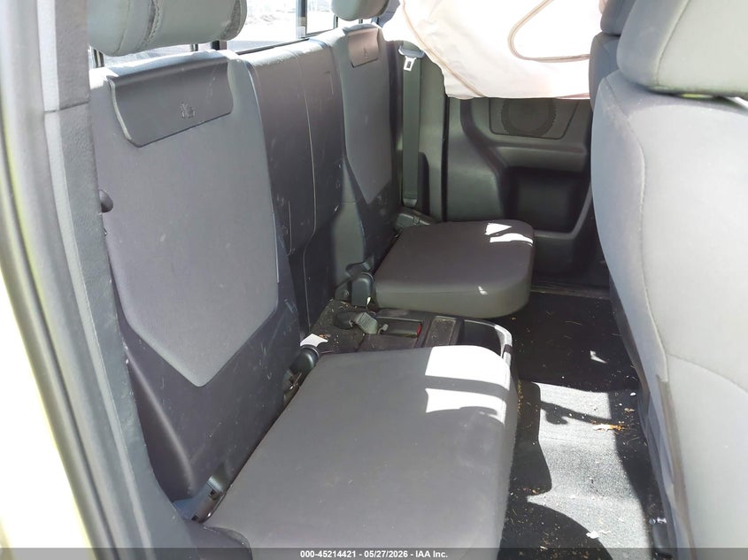 2019 Toyota Tacoma VIN 5TFSZ5AN8KX192087 IAAI salvage auction — FRONT END, Salvage Title, sold $525 on 2026-07-21 (photo 8)