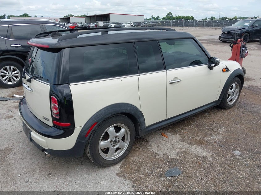 2011 Mini Cooper clubman VIN WMWZF3C58BT188456 IAAI salvage auction — HAIL, Original (Texas), sold $1,100 on 2026-07-14 (photo 4)