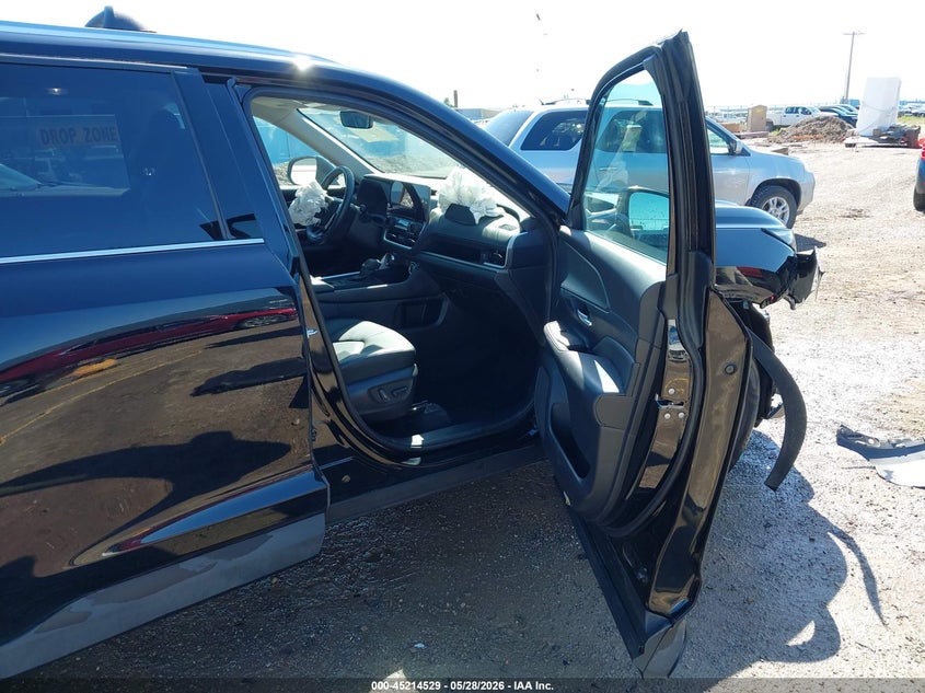 2024 Toyota Highlander VIN 5TDACAB5XRS021135 IAAI salvage auction — RIGHT FRONT, Salvage (Montana), sold $24,300 on 2026-07-15 (photo 5)