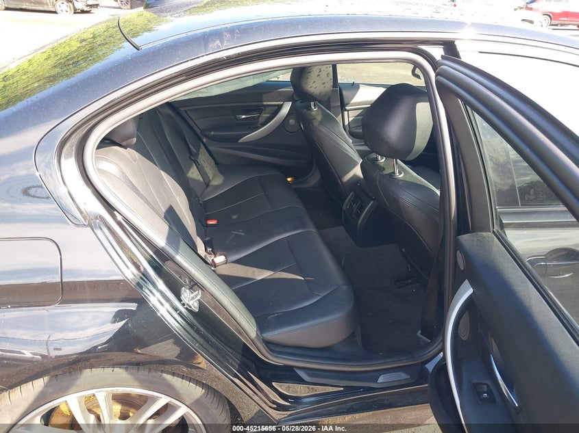 2015 BMW 3er VIN WBA3B9C52FF589252 IAAI salvage auction — FRONT END, Salvage - Greater Than 75% (Maryland), sold $2,250 on 2026-07-30 (photo 8)