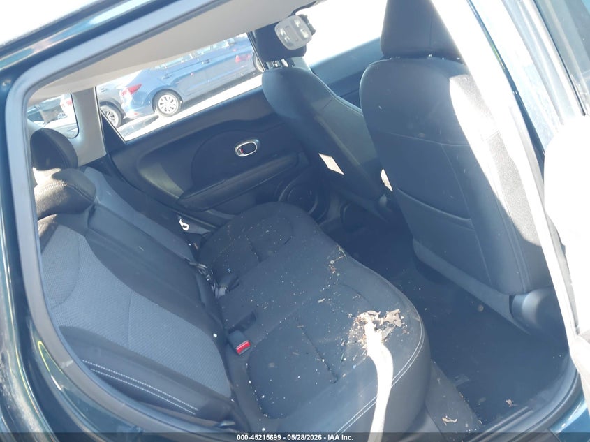 2017 Kia Soul VIN KNDJP3A54H7476637 IAAI salvage auction — FRONT & REAR, Salvage Title, sold $525 on 2026-07-27 (photo 8)