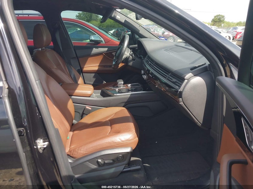 2019 Audi Q7 VIN WA1LAAF78KD016537 IAAI salvage auction — REAR END, Salvage Title, sold $8,975 on 2026-08-01 (photo 5)