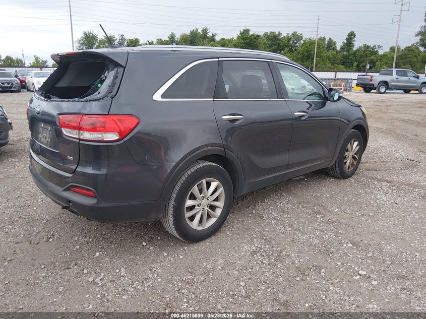 2017 Kia Sorento VIN 5XYPG4A30HG215166 IAAI salvage auction — HAIL, Clear (Missouri), sold $1,700 on 2026-07-20 (photo 4)