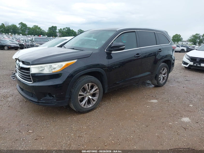 2014 Toyota Highlander VIN 5TDKKRFH6ES016678 IAAI salvage auction — HAIL, Salvage Title, sold $6,650 on 2026-07-20 (photo 2)