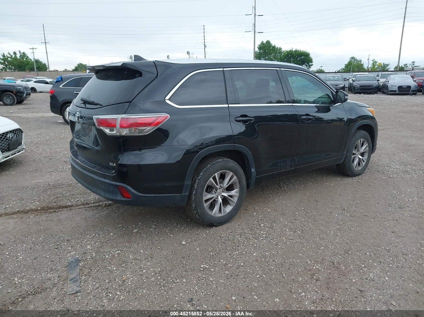 2014 Toyota Highlander VIN 5TDKKRFH6ES016678 IAAI salvage auction — HAIL, Salvage Title, sold $6,650 on 2026-07-20 (photo 4)