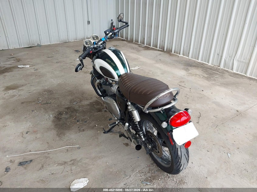 2018 Triumph motorcycle Bonneville VIN SMTD40HL2JT843770 IAAI salvage auction — FRONT END, Salvage (Texas), sold $2,750 on 2026-07-08 (photo 3)