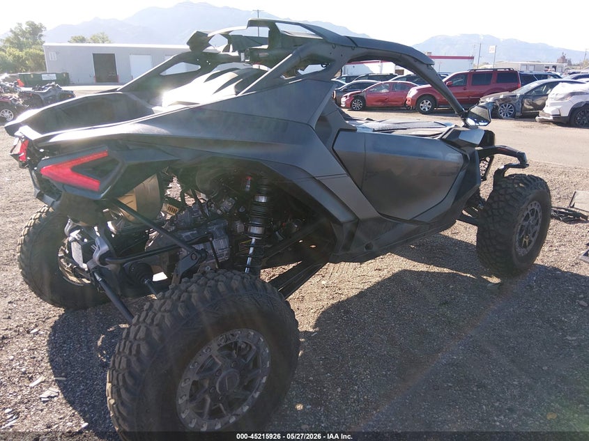 2025 Can-am/ brp Maverick VIN 3JB8XAT41SE000170 IAAI salvage auction — REAR END, Salvage Title, sold $30,350 on 2026-08-19 (photo 4)