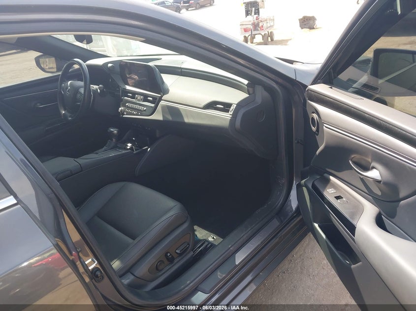 2022 Lexus ES VIN 58ADZ1B12NU127162 IAAI salvage auction — LEFT SIDE, Salvage (California), sold $15,950 on 2026-07-29 (photo 5)