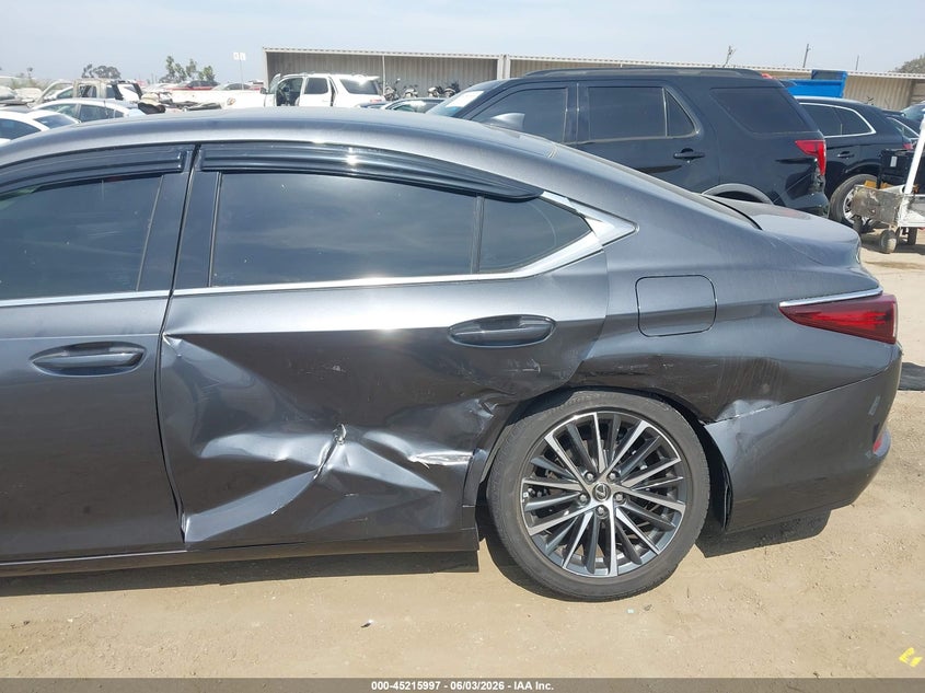 2022 Lexus ES VIN 58ADZ1B12NU127162 IAAI salvage auction — LEFT SIDE, Salvage (California), sold $15,950 on 2026-07-29 (photo 6)