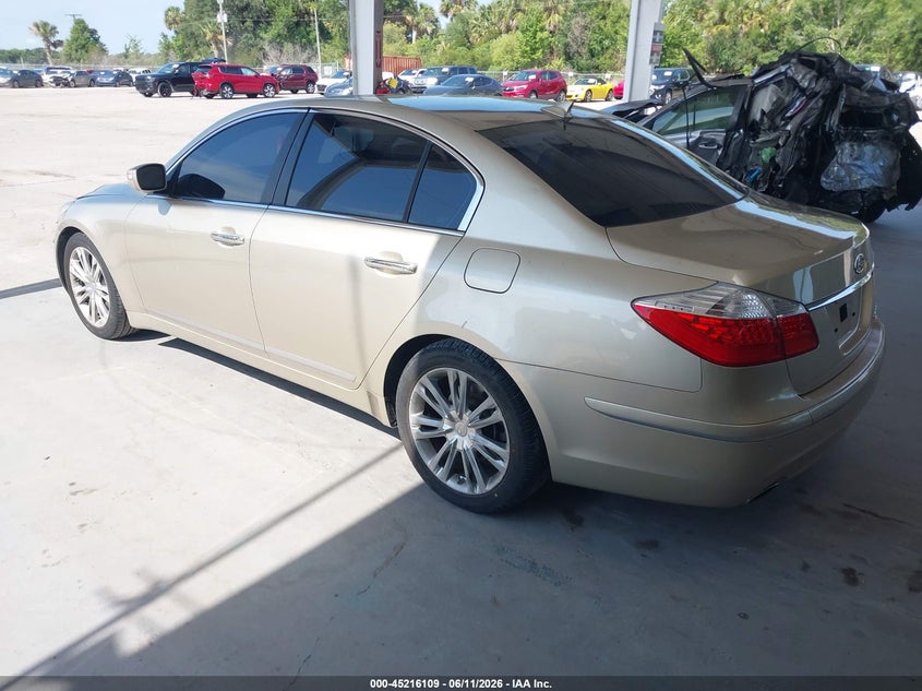 2009 Hyundai Genesis VIN KMHGC46F99U047313 IAAI salvage auction — RIGHT SIDE, Clear (Florida), sold $325 on 2026-07-08 (photo 3)