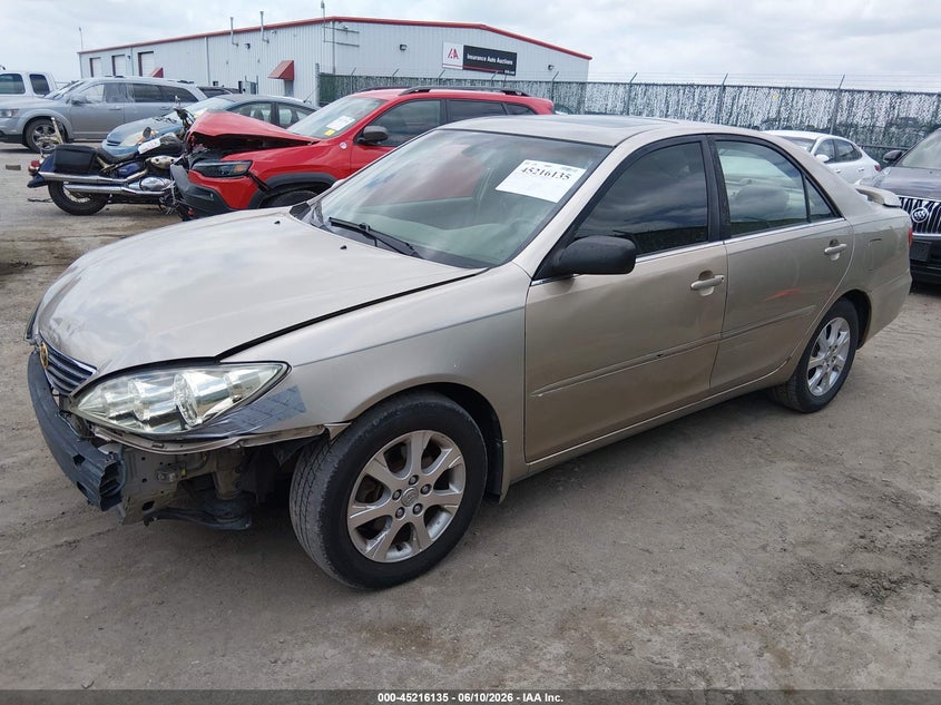 2005 Toyota Camry VIN JTDBF32K150165215 IAAI salvage auction — FRONT END, Salvage (Kansas), sold $425 on 2026-07-24 (photo 2)