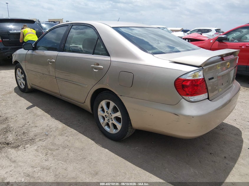 2005 Toyota Camry VIN JTDBF32K150165215 IAAI salvage auction — FRONT END, Salvage (Kansas), sold $425 on 2026-07-24 (photo 3)