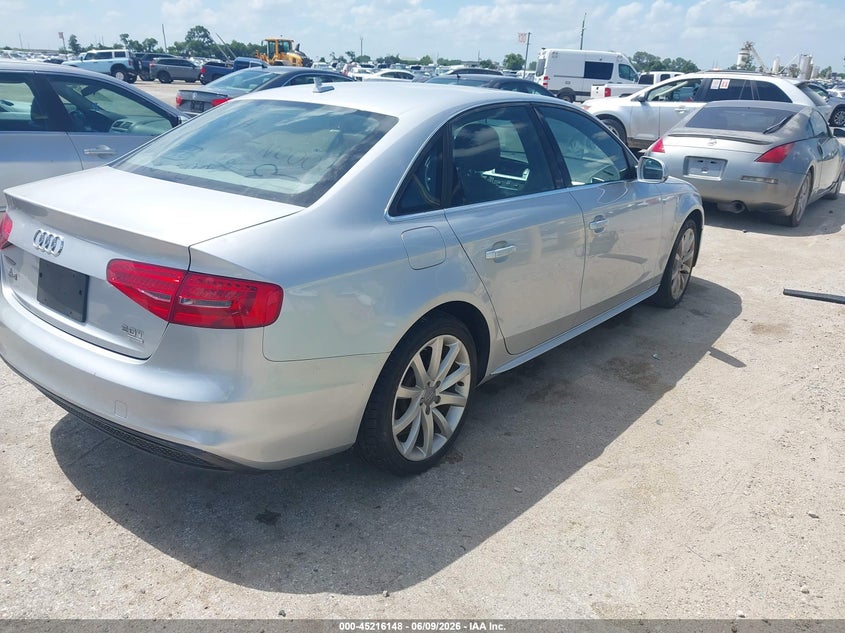 2014 Audi A4 VIN WAUBFAFL5EN029323 IAAI salvage auction — NORMAL WEAR, Salvage Title, sold $700 on 2026-07-07 (photo 4)
