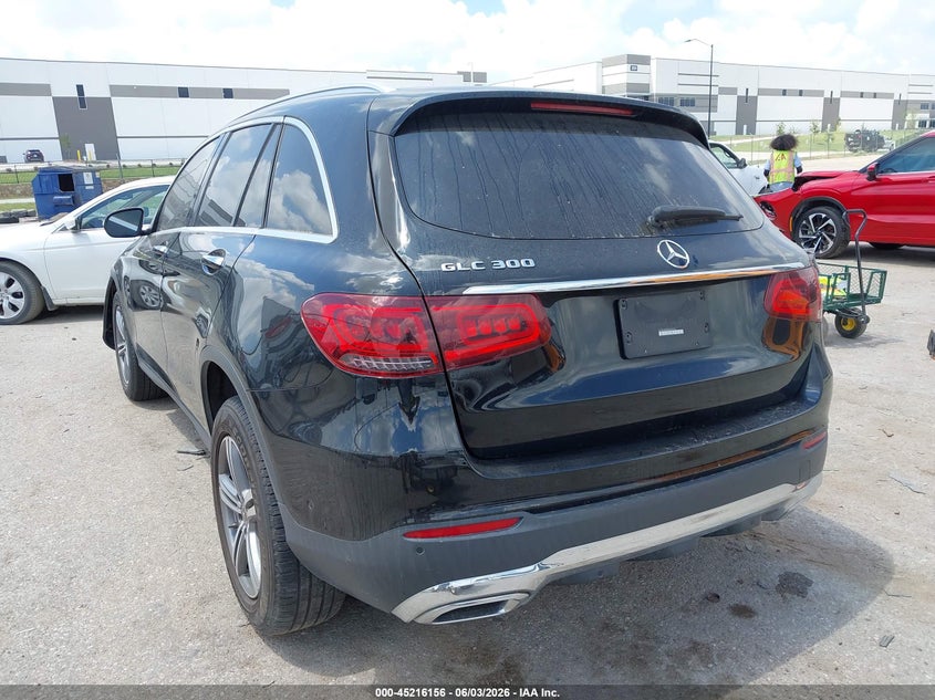 2021 Mercedes-benz Glc VIN W1N0G8DBXMF868170 IAAI salvage auction — FRONT END, Salvage (Texas), sold $7,500 on 2026-07-07 (photo 3)
