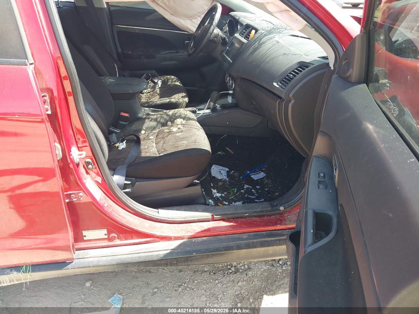 2019 Mitsubishi Outlander VIN JA4AR3AU6KU014925 IAAI salvage auction — ROLLOVER, Salvage Title, sold $900 on 2026-07-15 (photo 5)