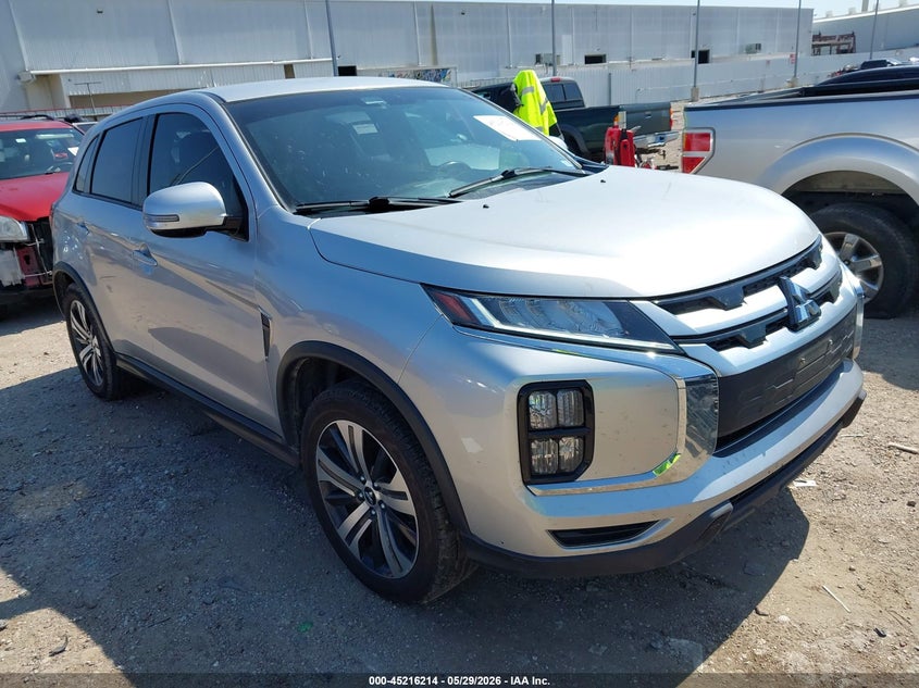 2020 Mitsubishi Outlander VIN JA4AP4AU3LU023837 IAAI salvage auction — LEFT SIDE, Salvage Title, sold $3,300 on 2026-07-23 (photo 1)
