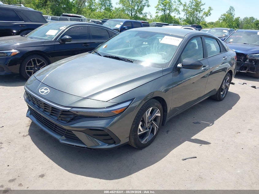 2025 Hyundai Elantra VIN KMHLM4DG0SU045432 IAAI salvage auction — HAIL, Salvage Title, sold $10,100 on 2026-07-07 (photo 2)