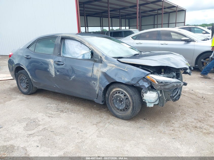 2018 Toyota Corolla VIN 5YFBURHEXJP780999 IAAI salvage auction — FRONT END, Salvage Title, sold $925 on 2026-07-21 (photo 1)