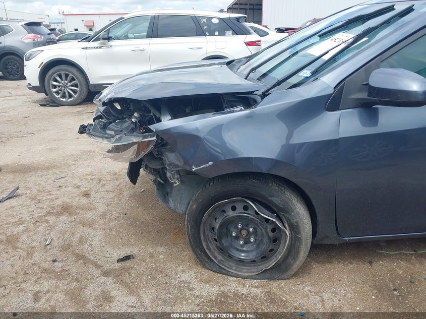 2018 Toyota Corolla VIN 5YFBURHEXJP780999 IAAI salvage auction — FRONT END, Salvage Title, sold $925 on 2026-07-21 (photo 6)