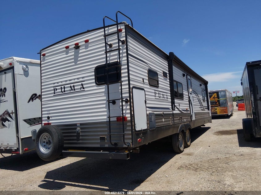 2021 Forest river Puma VIN 4X4TPUF21MP087875 IAAI salvage auction — HAIL, Original (Texas), sold $7,700 on 2026-07-28 (photo 2)