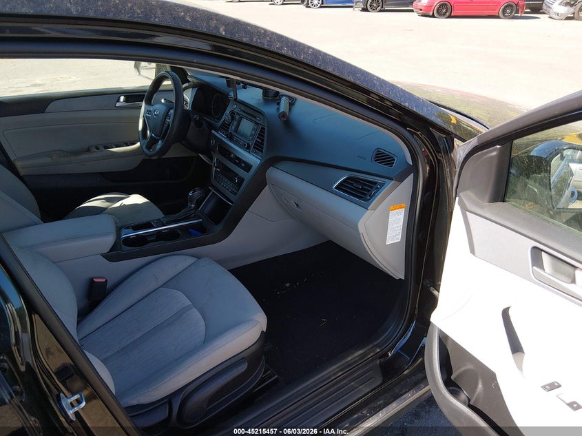 2016 Hyundai Sonata VIN KMHE24L16GA041518 IAAI salvage auction — SIDE, Salvage (Virginia), sold $625 on 2026-07-16 (photo 5)