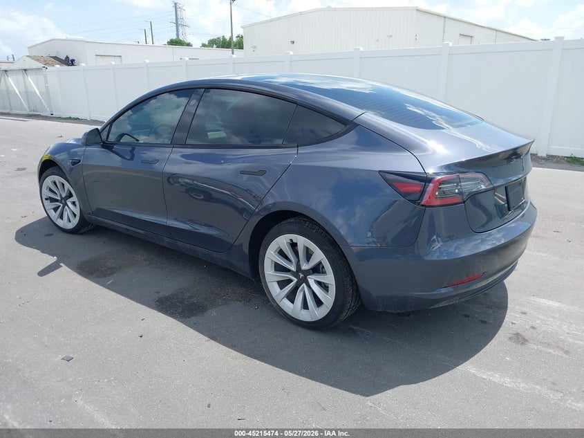 2022 Tesla Model 3 VIN 5YJ3E1EA5NF303645 IAAI salvage auction — RIGHT FRONT, Salvage Title, sold $7,800 on 2026-07-20 (photo 3)