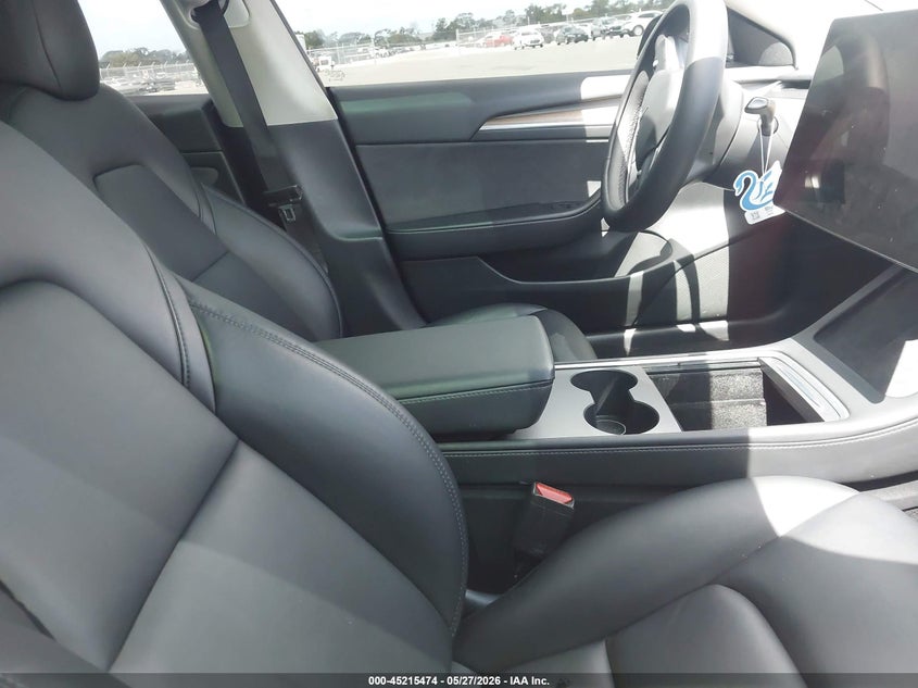 2022 Tesla Model 3 VIN 5YJ3E1EA5NF303645 IAAI salvage auction — RIGHT FRONT, Salvage Title, sold $7,800 on 2026-07-20 (photo 5)