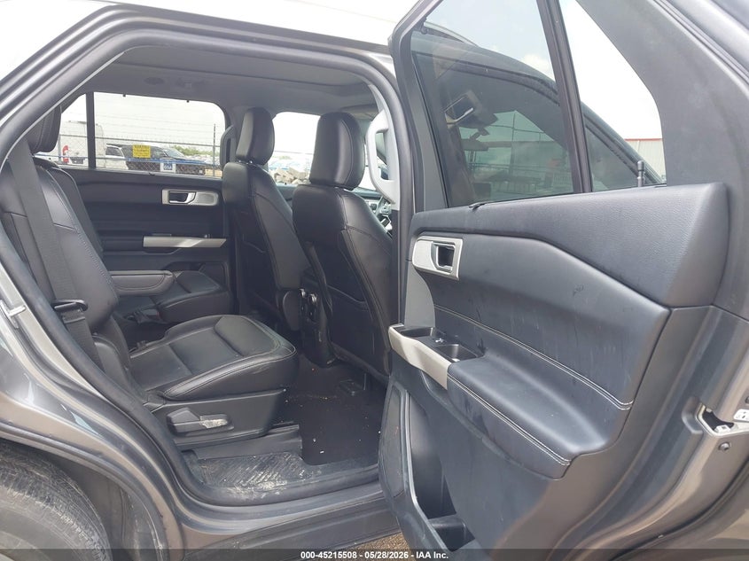 2023 Ford Explorer VIN 1FMSK7FH2PGC25722 IAAI salvage auction — WATER/FLOOD, Salvage Title, sold $11,600 on 2026-07-28 (photo 8)
