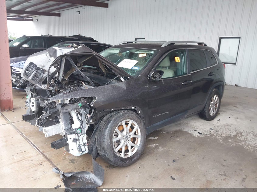 2015 Jeep Cherokee VIN 1C4PJLCB5FW539343 IAAI salvage auction — BIOHAZARD/CHEMICAL, Original (Texas), sold $300 on 2026-07-10 (photo 2)