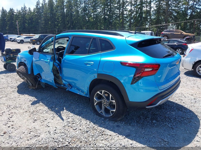 2025 Chevrolet Trax VIN KL77LHEP5SC325669 IAAI salvage auction — LEFT SIDE, Salvage Title, sold $3,500 on 2026-07-15 (photo 3)