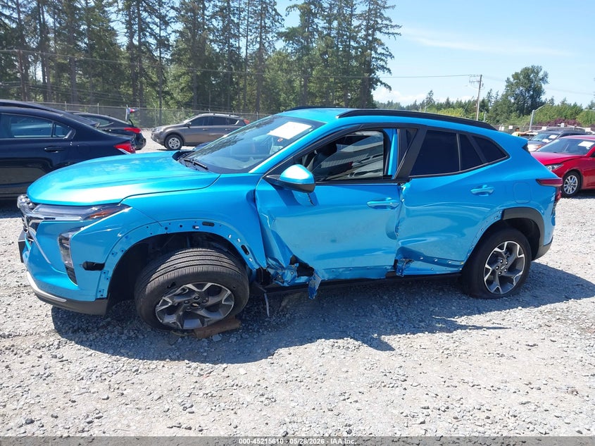 2025 Chevrolet Trax VIN KL77LHEP5SC325669 IAAI salvage auction — LEFT SIDE, Salvage Title, sold $3,500 on 2026-07-15 (photo 6)