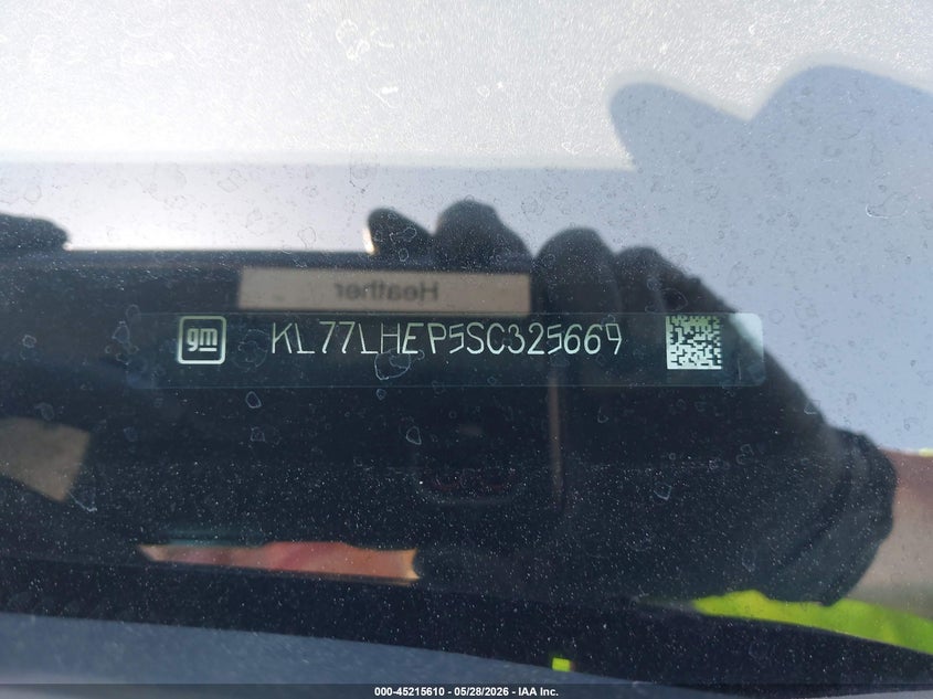 2025 Chevrolet Trax VIN KL77LHEP5SC325669 IAAI salvage auction — LEFT SIDE, Salvage Title, sold $3,500 on 2026-07-15 (photo 9)