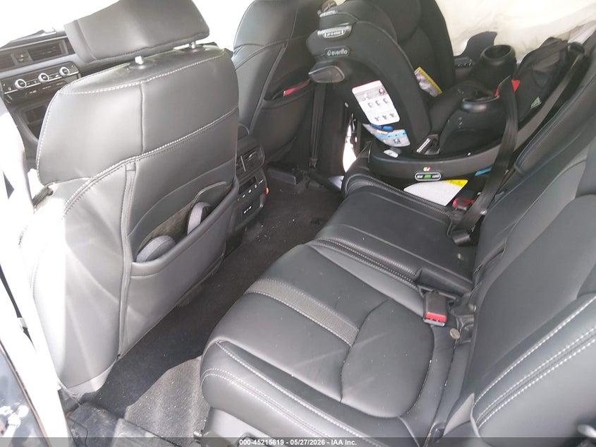 2025 Honda Pilot VIN 5FNYG1H4XSB020269 IAAI salvage auction — SIDE, Salvage Title, sold $10,600 on 2026-07-29 (photo 8)