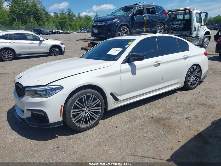 2017 BMW 5er VIN WBAJE7C36HG888886 IAAI salvage auction — LEFT & RIGHT, Salvage (Massachusetts), sold $11,200 on 2026-07-31 (photo 2)