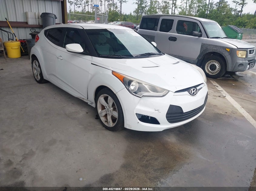 2014 Hyundai Veloster VIN KMHTC6AD4EU185268 IAAI salvage auction — NORMAL WEAR, Clear (Florida), sold $400 on 2026-07-14 (photo 1)