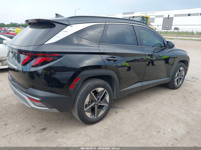 2025 Hyundai Tucson VIN 3KMJB3DE1SE009240 IAAI salvage auction — HAIL, Original (Texas), sold $12,650 on 2026-08-25 (photo 4)