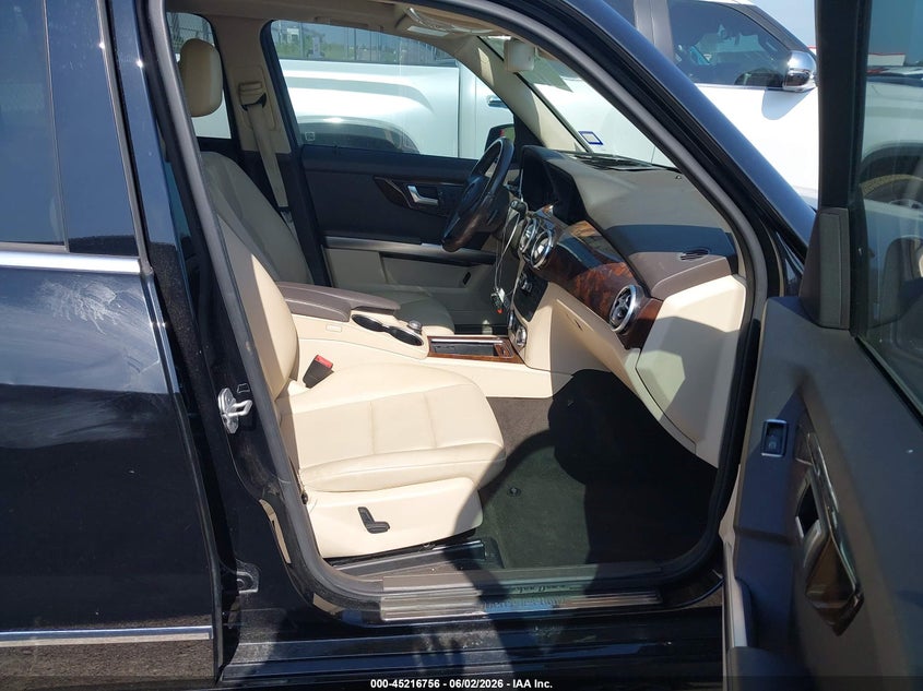 2015 Mercedes-benz Glk-klasse VIN WDCGG5HBXFG432263 IAAI salvage auction — HAIL, Original (Texas), sold $5,800 on 2026-08-11 (photo 5)