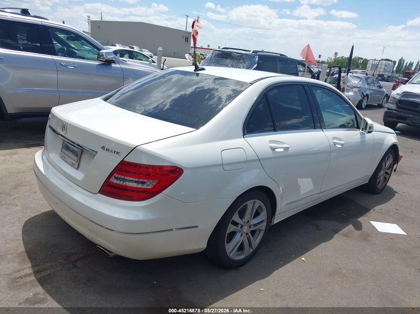 2013 Mercedes-benz C-klasse VIN WDDGF8AB1DF952896 IAAI salvage auction — FRONT END, Salvage Title, sold $25 on 2026-07-30 (photo 4)
