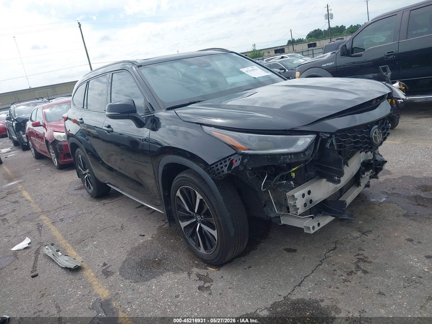 2021 Toyota Highlander VIN 5TDLZRAH7MS089256 IAAI salvage auction — FRONT END, Salvage Title, sold $10,300 on 2026-07-30 (photo 1)