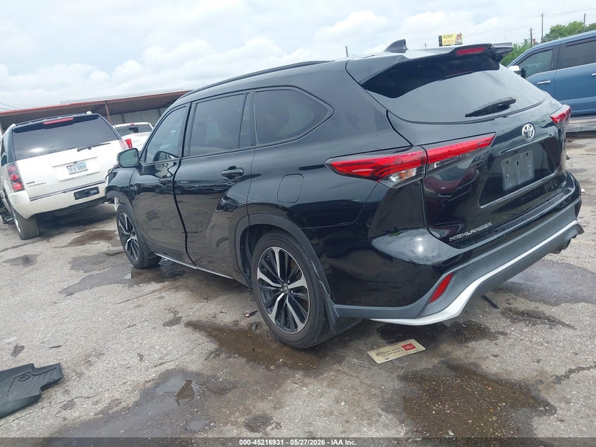 2021 Toyota Highlander VIN 5TDLZRAH7MS089256 IAAI salvage auction — FRONT END, Salvage Title, sold $10,300 on 2026-07-30 (photo 3)
