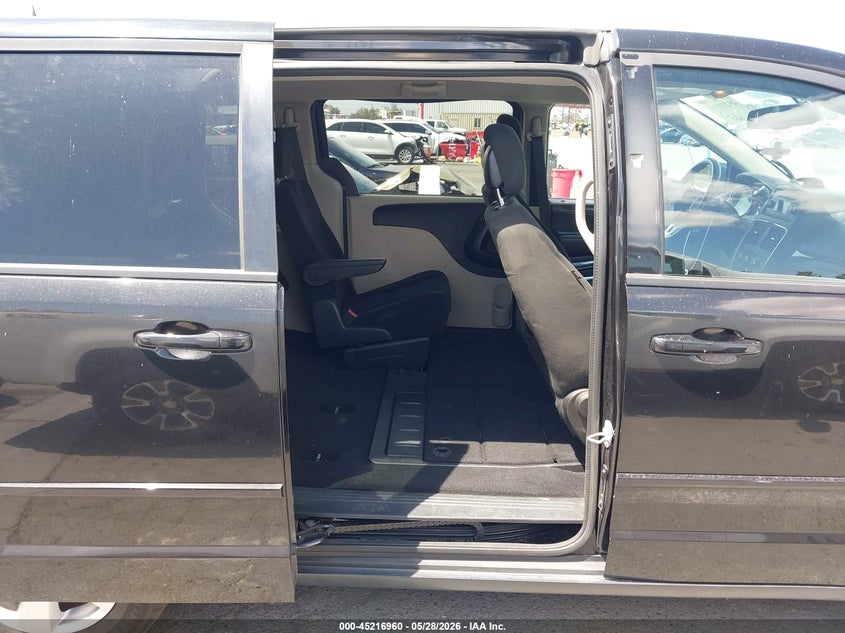 2016 Dodge Caravan VIN 2C4RDGBG4GR192425 IAAI salvage auction — FRONT END, Salvage Title, sold $1,250 on 2026-07-09 (photo 8)
