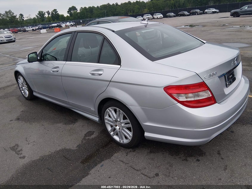 2009 Mercedes-benz C class VIN WDDGF54X19R069229 IAAI salvage auction — WATER/FLOOD, Salvage (South Carolina), sold $375 on 2026-07-08 (photo 3)