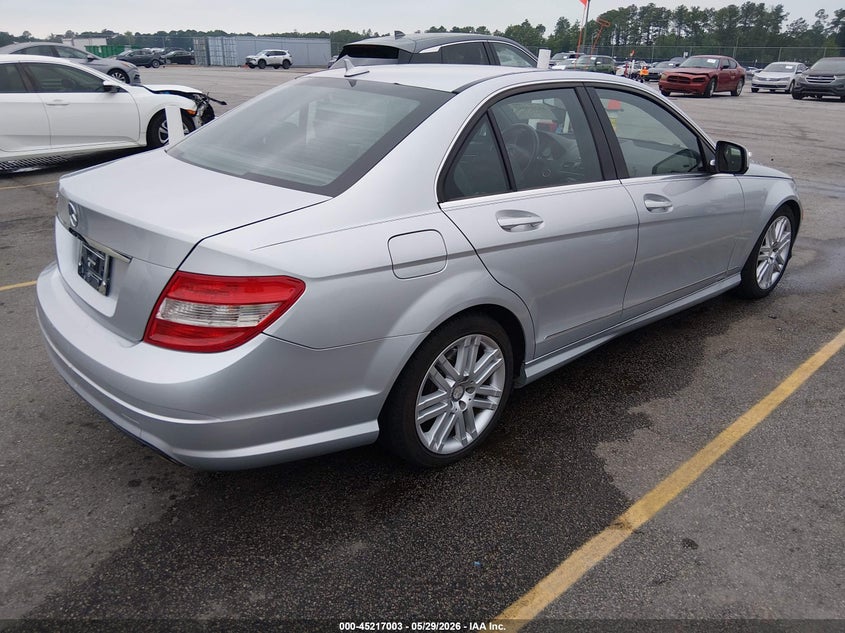 2009 Mercedes-benz C class VIN WDDGF54X19R069229 IAAI salvage auction — WATER/FLOOD, Salvage (South Carolina), sold $375 on 2026-07-08 (photo 4)