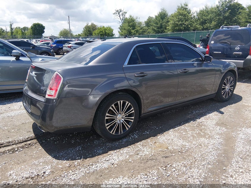 2013 Chrysler 300 VIN 2C3CCAGT8DH744011 IAAI salvage auction — NORMAL WEAR, Salvage Title, sold $4,350 on 2026-07-20 (photo 4)