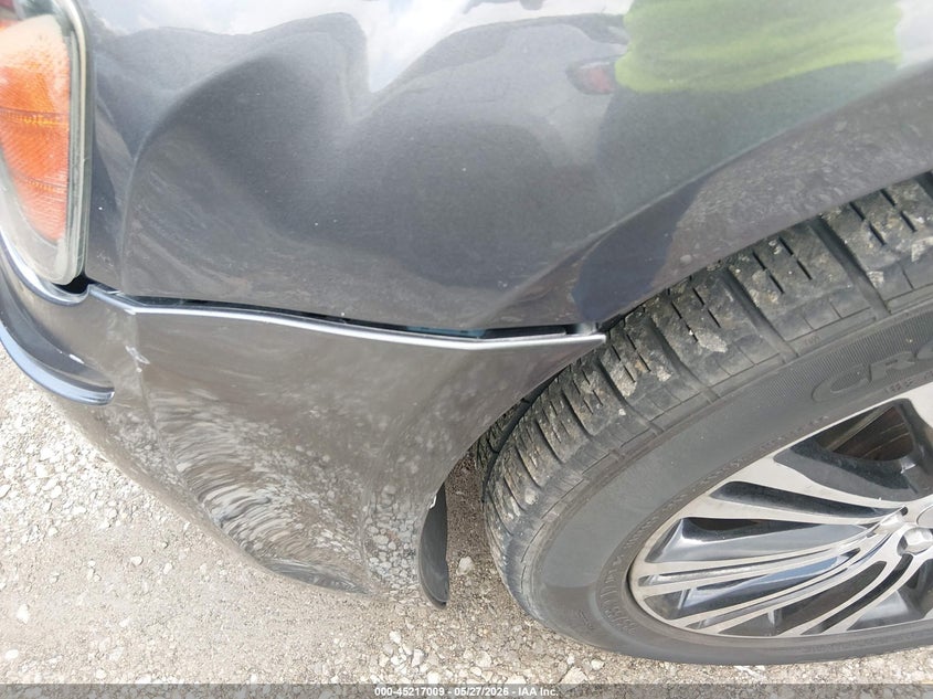 2013 Chrysler 300 VIN 2C3CCAGT8DH744011 IAAI salvage auction — NORMAL WEAR, Salvage Title, sold $4,350 on 2026-07-20 (photo 6)
