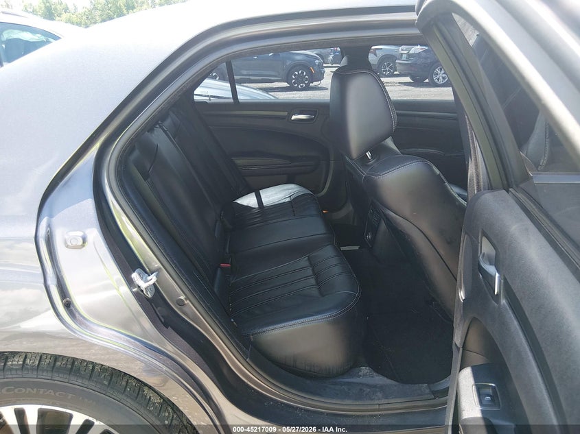 2013 Chrysler 300 VIN 2C3CCAGT8DH744011 IAAI salvage auction — NORMAL WEAR, Salvage Title, sold $4,350 on 2026-07-20 (photo 8)