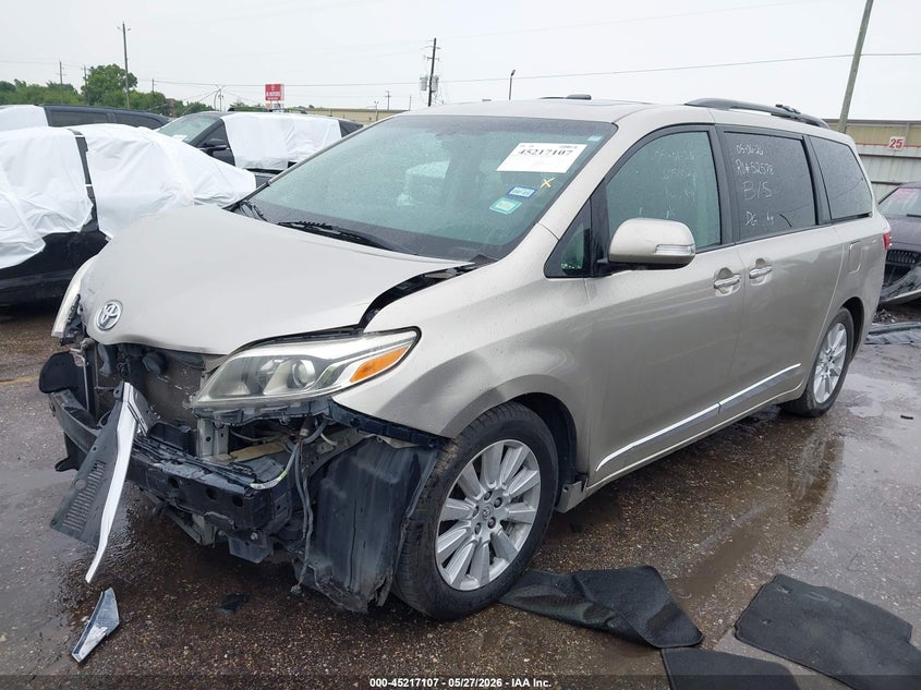 2017 Toyota Sienna VIN 5TDYZ3DC6HS770145 IAAI salvage auction — FRONT END, Original (Texas), sold $9,975 on 2026-07-08 (photo 2)