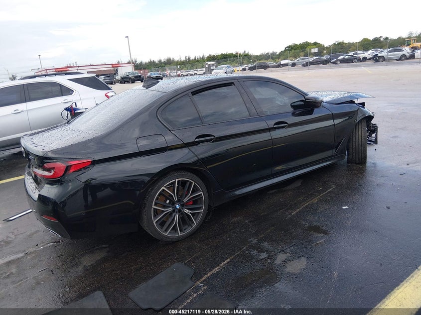2021 BMW 5er VIN WBA53BH07MWX05794 IAAI salvage auction — LEFT SIDE, Salvage Title, sold $5,100 on 2026-08-21 (photo 4)