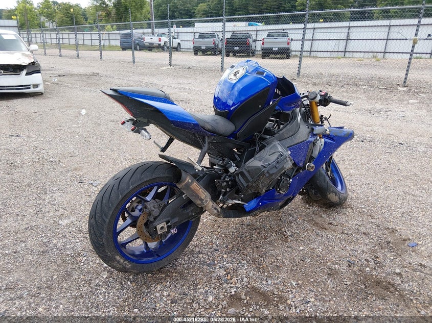 2018 Yamaha Yzf VIN JYARN39E6JA004067 IAAI salvage auction — ENGINE DAMAGE, Salvage (Louisiana), sold $175 on 2026-07-29 (photo 4)